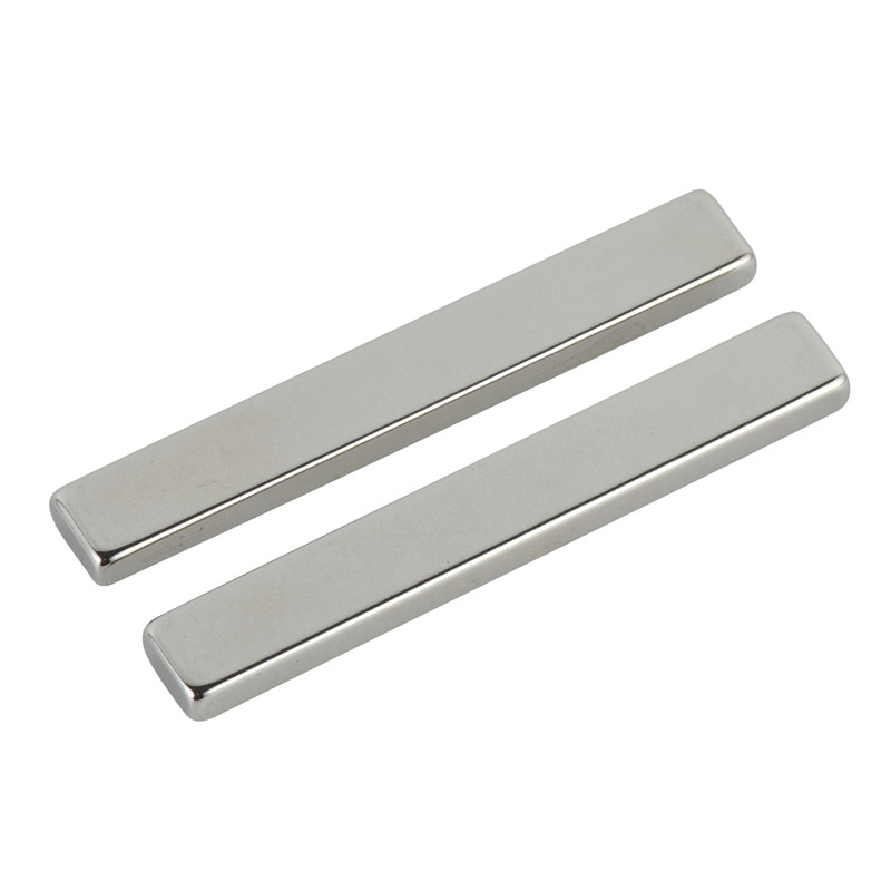 Magnes silnikowy do elektronarzędzi