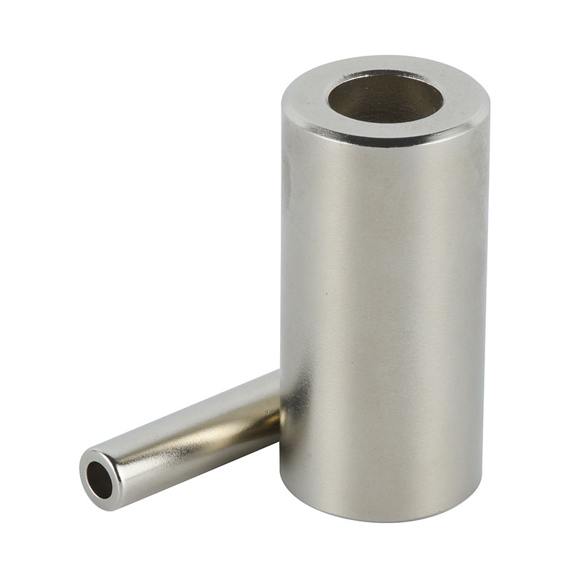 Wibrujący magnes silnika